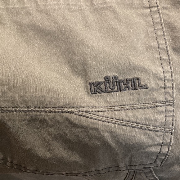 KUHL 38 x 32 Revolvr Vintage Patina Dye Cargo  Style Pockets Comfort Knee Pants - Picture 15 of 16